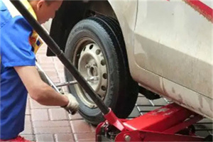 源城附近拖车24小时服务热线电话