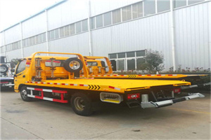 源城附近拖车救援搭电